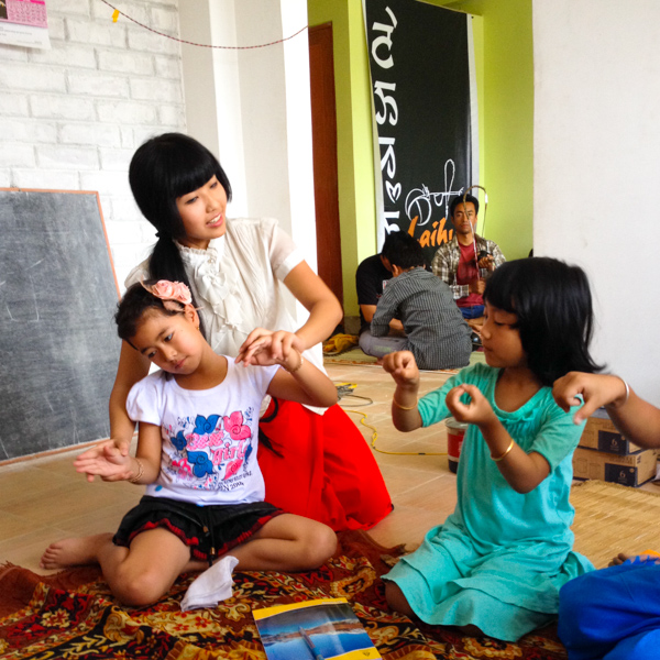 Laihui Children’s class with Mangka.